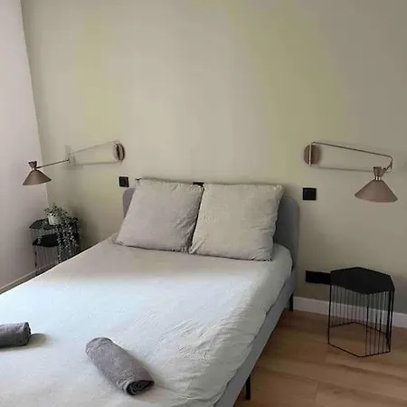 Jolie Maison En Duplex Avec Balcon A Appartement *