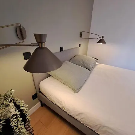 Appartement Jolie Maison En Duplex Avec Balcon A *